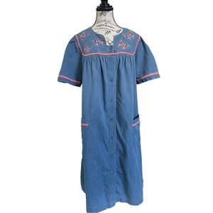 Go Softly Patio Denim Butterfly Embroidered Dress Snap Front Cotton L